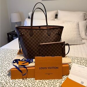 Louis Vuitton Neverfull MM
